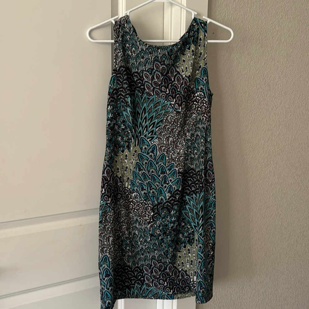 Connected apparel paisley shift dress